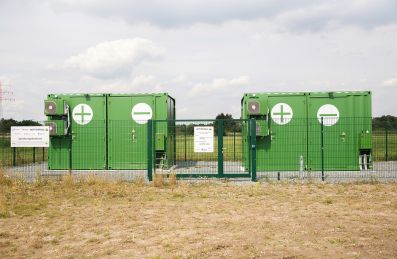 Lieferverträge für 40 Groß 41 Batteriespeicher