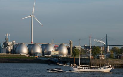 Bedarfsgerechte Nachtkennzeichnung 40 BNK 41 von Windenergieanlagen