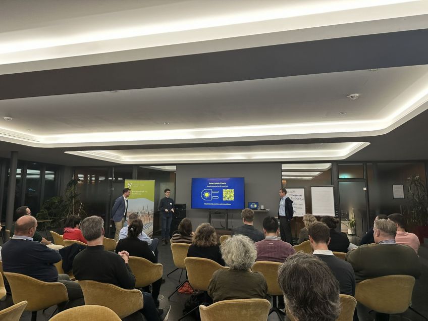 Nachbericht EEHH-Veranstaltung: Stellplatz-PV für Hamburg,  13.11.2025