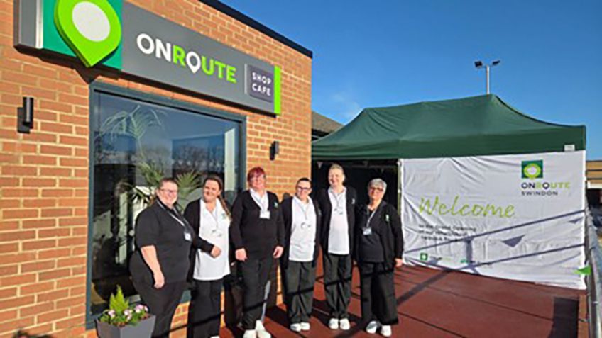 Onroute feiert die Wiedereröffnung des Truckstops in Swindon
