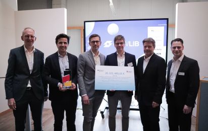 Mit Expertise in die elektrische Zukunft Bund fördert Ausbildungszentrum für Batterie Fachkräfte in Itzehoe mit 20 Millionen Euro