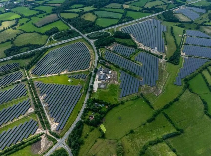 greentech entwickelt sich zum IPP und stellt Geschäftsführung neu auf