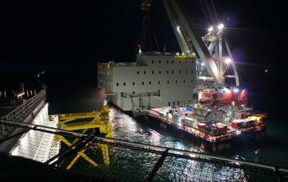 Deutschlands erstes Offshore Hotel steht