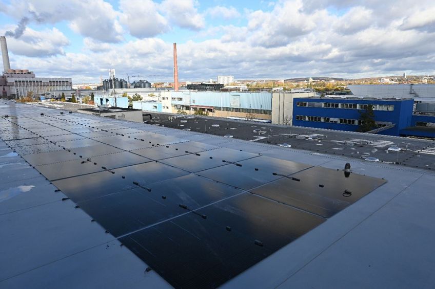 Photovoltaikausbau: SKF Schweinfurt setzt auf innovative PV-Leichtmodule für Industriegebäude